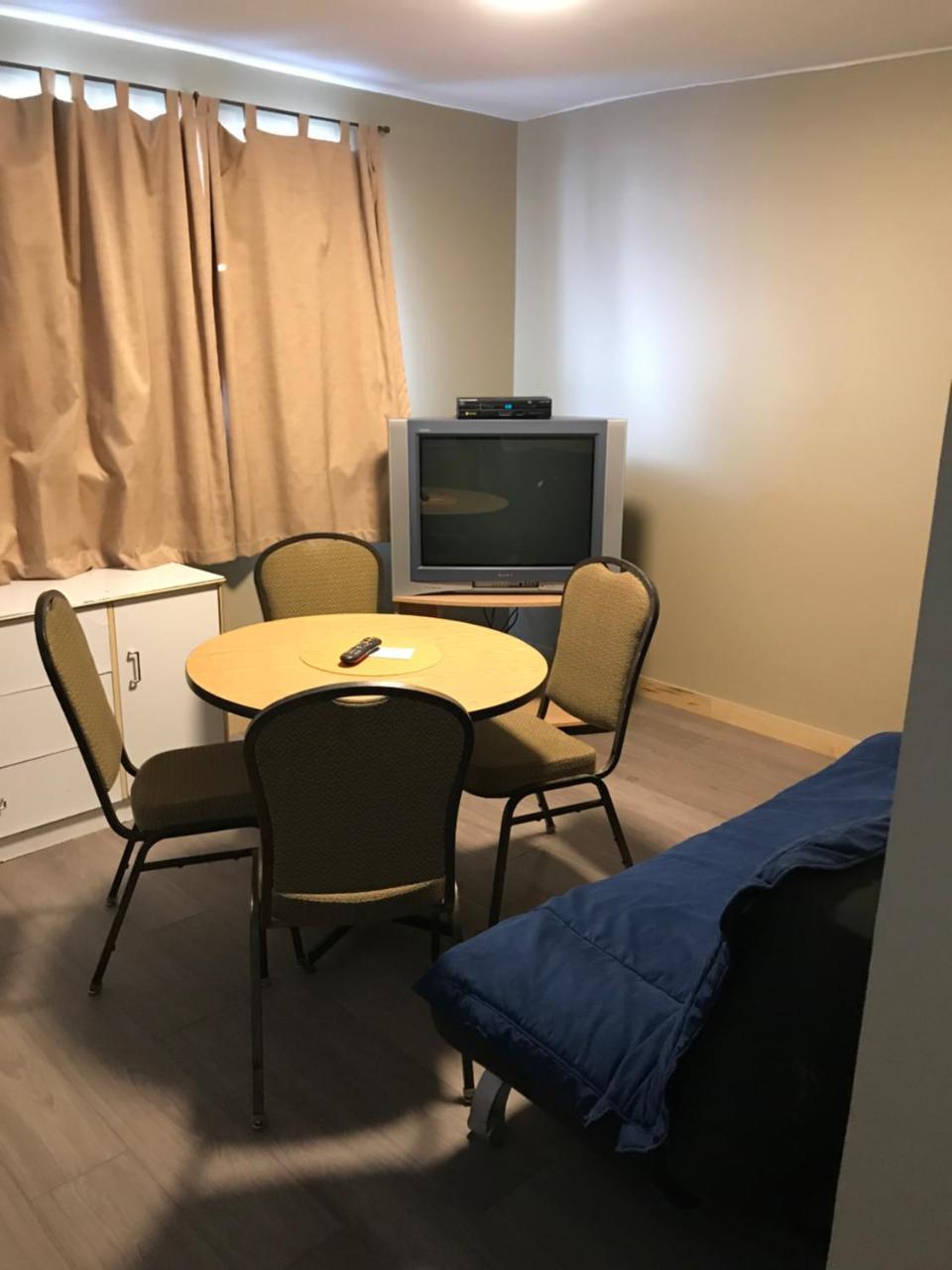 Motel La Siesta De Gascon Terrebonne Eksteriør bilde